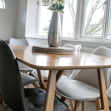 Stylish Retreat In Leigh-On-Sea Apartment Southend-on-Sea Ngoại thất bức ảnh